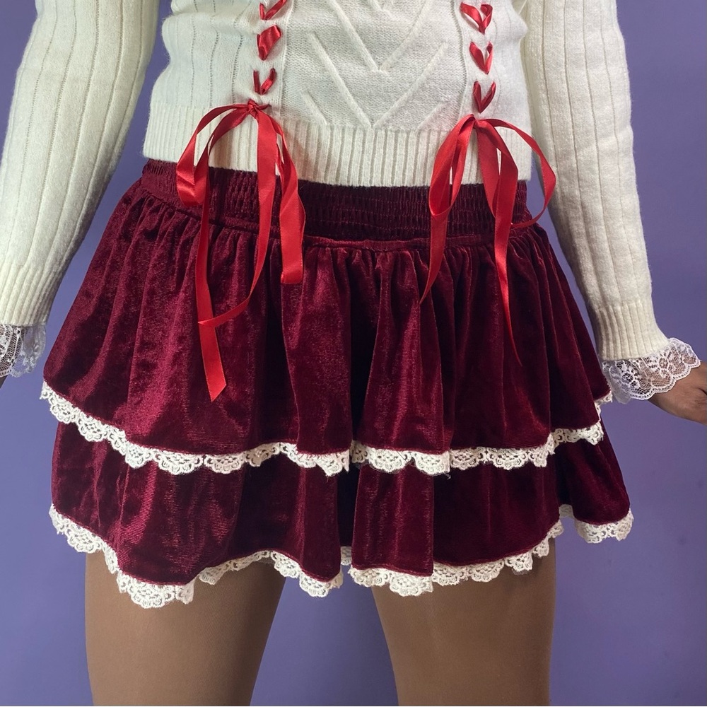 SHEIN Burgundy Velvet Mini Skirt with Lace
